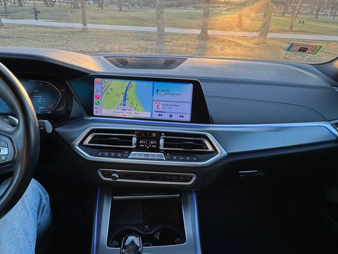 Used 2019 BMW X5 xDrive40i w/ Premium Package 2 image 9