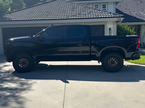 Used 2020 Chevrolet Silverado 1500 RST w/ All-Star Edition RWD image 2