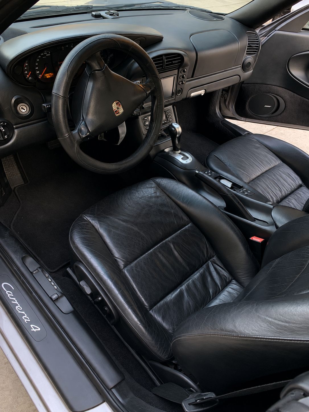 Used 2002 Porsche 911 Carrera 4 AWD/4WD image 9