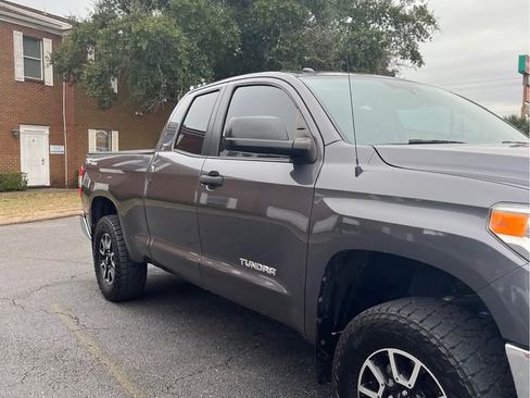 Used 2015 Toyota Tundra SR5 image 5