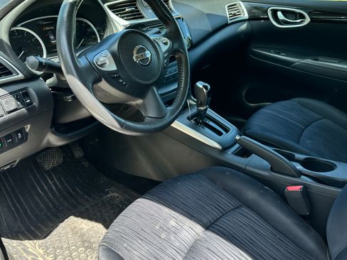 Used 2016 Nissan Sentra SV FWD image 8