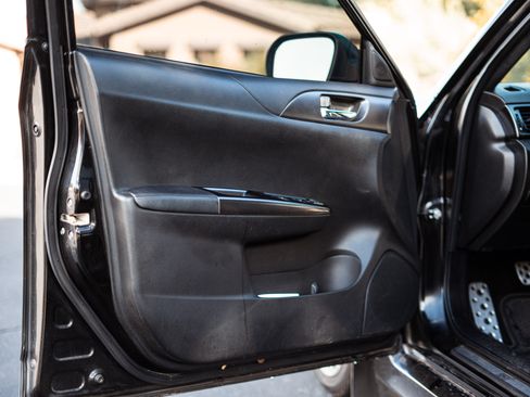 Used 2011 Subaru Impreza WRX STI Limited image 9