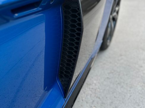 Used 2021 Audi R8 V10 w/ Premium Package image 11