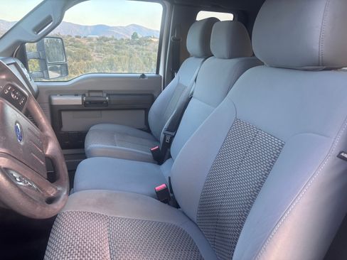 Used 2016 Ford F350 XLT w/ XLT Value Package AWD/4WD image 23