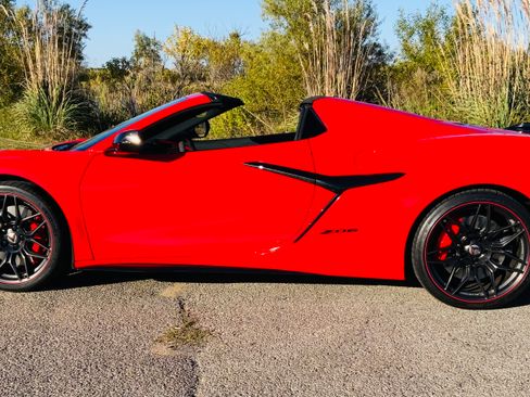 Used 2024 Chevrolet Corvette Z06 image 15