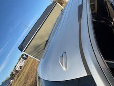 Used 2020 Chevrolet Suburban Premier image 14