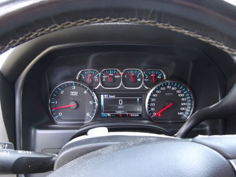 Used 2016 Chevrolet Silverado 1500 LT w/ All Star Edition RWD image 6