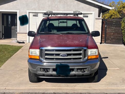 Used 2001 Ford F250 2WD Crew Cab Super Duty image 2