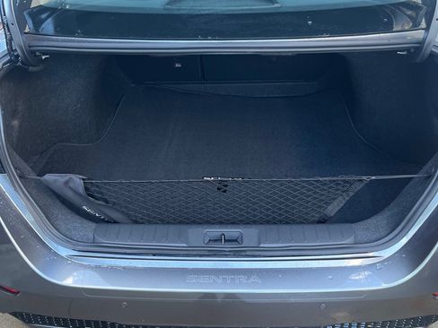 Used 2025 Nissan Sentra SV w/ Trunk Package image 11