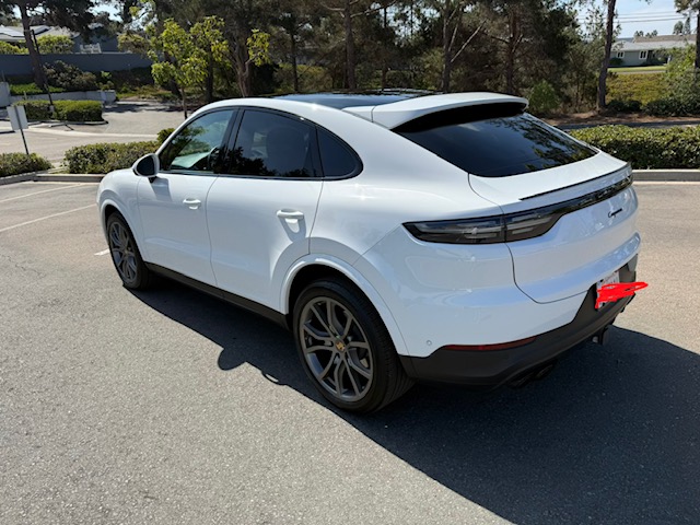 Used 2022 Porsche Cayenne Platinum Edition AWD/4WD image 5