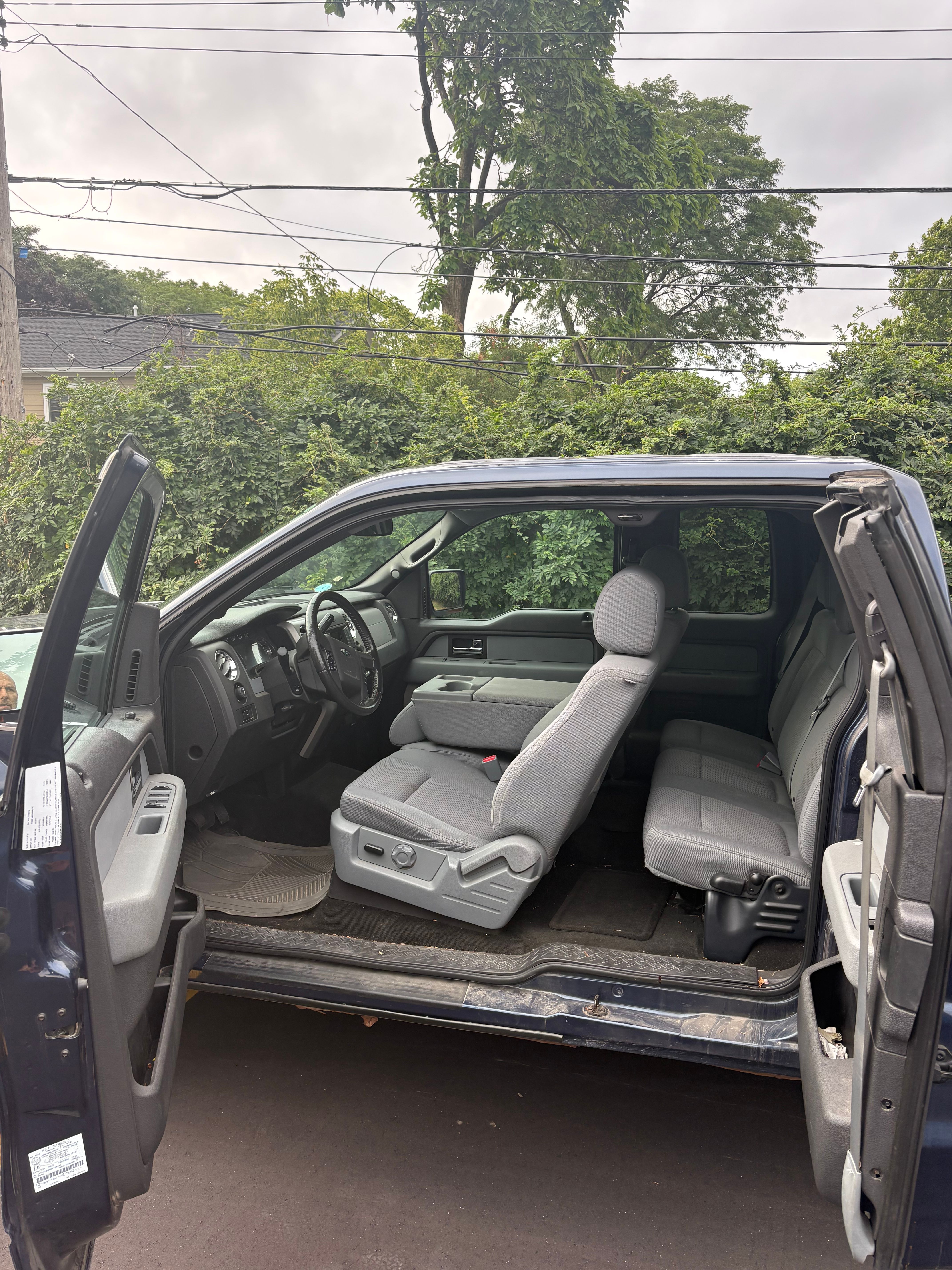 Used 2013 Ford F150 XLT w/ Mid Equipment Group AWD/4WD image 9
