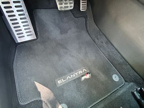 Used 2025 Hyundai Elantra N FWD image 19
