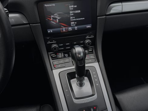 Used 2018 Porsche 718 Cayman S image 23