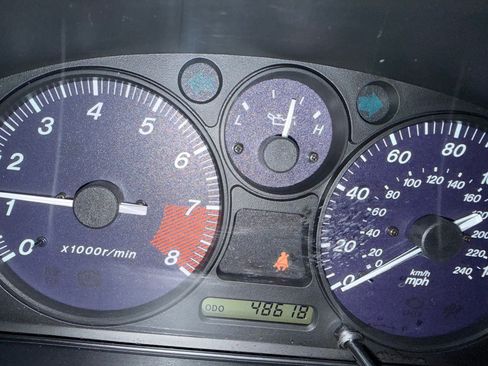 Used 1999 MAZDA MX-5 Miata RWD image 9