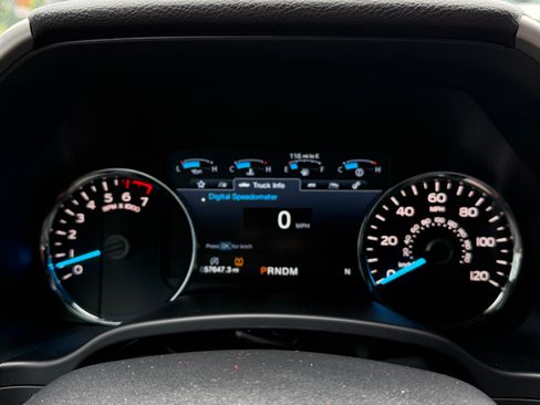 Used 2019 Ford F150 Lariat image 14