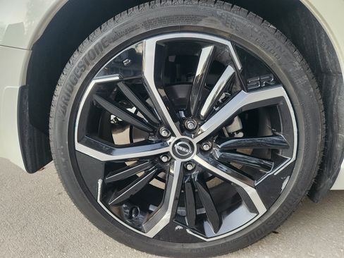 Used 2024 Nissan Altima 2.5 SR w/ SR Premium Package image 12