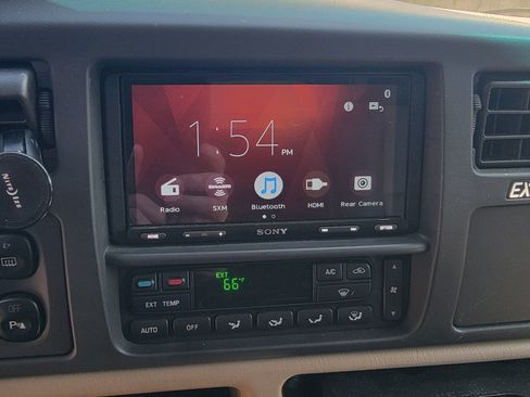 Used 2005 Ford Excursion Eddie Bauer image 11