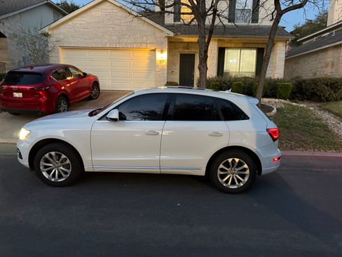 Used 2016 Audi Q5 2.0T Premium Plus w/ Technology Package image 4
