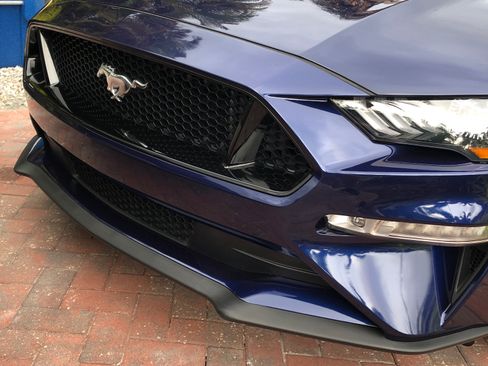 Used 2019 Ford Mustang GT Premium w/ Equipment Group 401A RWD image 6