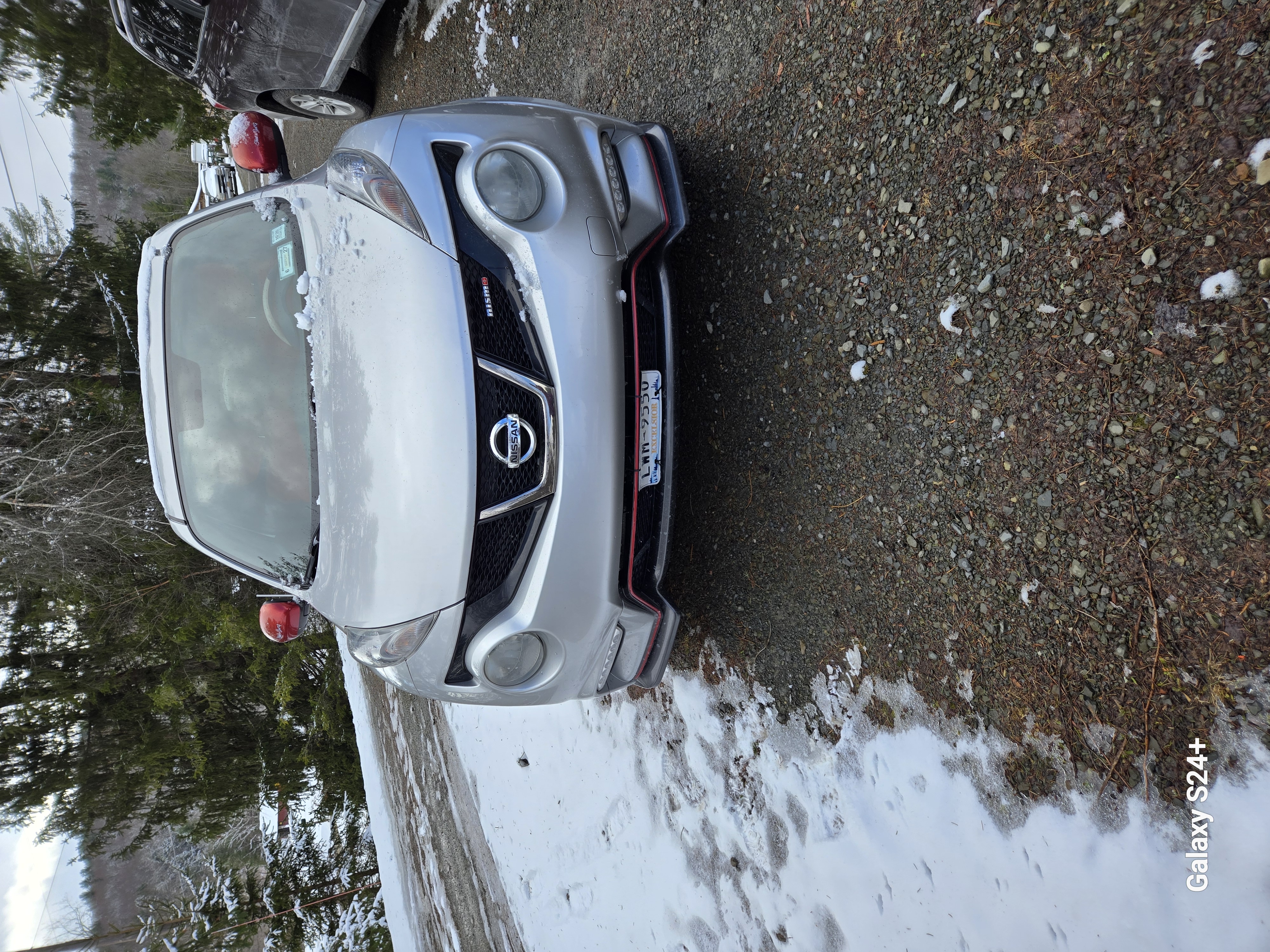 Used 2014 Nissan Juke NISMO w/ Navigation Package AWD/4WD image 3