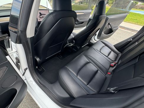 Used 2023 Tesla Model 3 Standard Range image 23