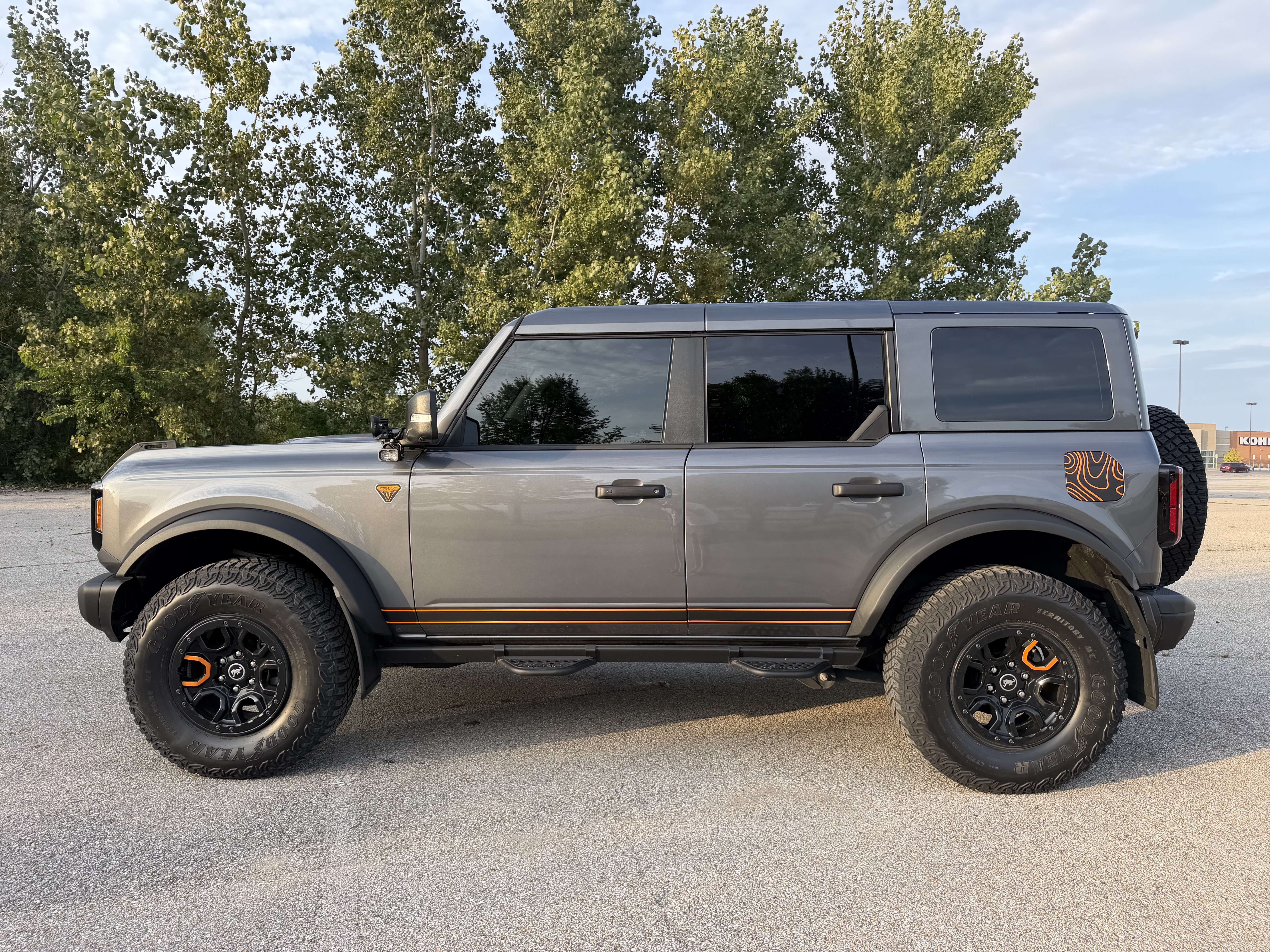Used 2025 Ford Bronco Badlands AWD/4WD image 20