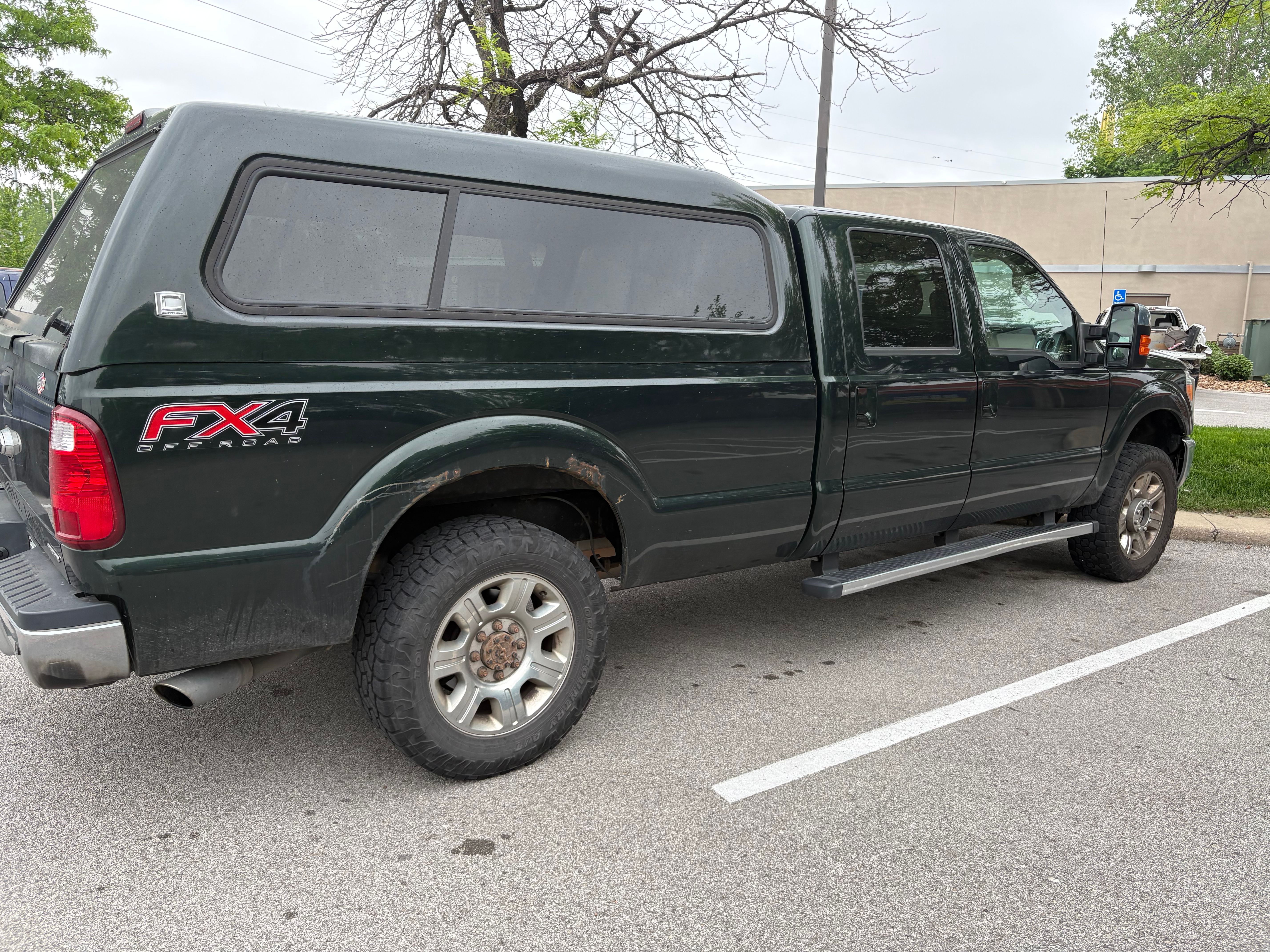 Used 2016 Ford F250 Lariat w/ Chrome Package AWD/4WD image 8