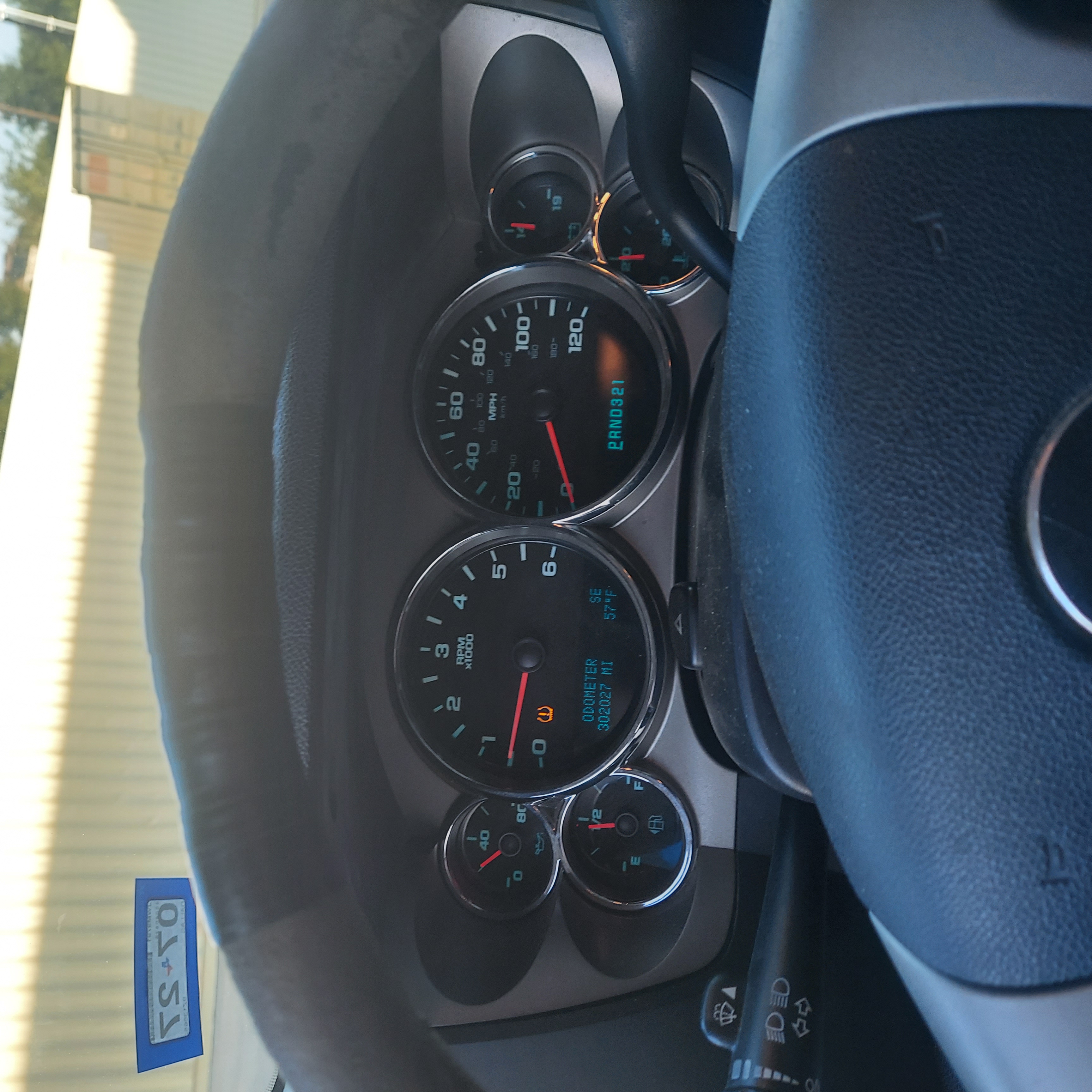 Used 2009 Chevrolet Silverado 1500 LT w/ Texas Edition RWD image 12