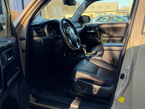 Used 2016 Toyota 4Runner TRD Pro image 11