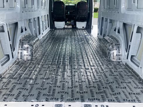 Used 2022 Mercedes-Benz Sprinter 2500 image 14