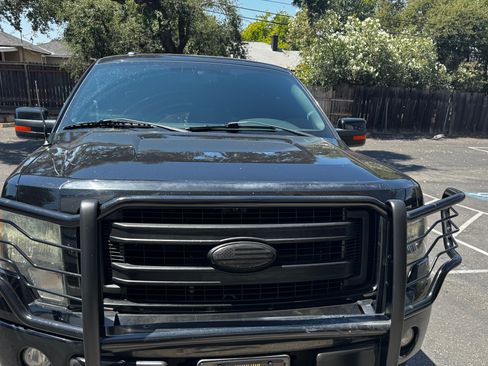 Used 2013 Ford F150 FX4 w/ Mid Equipment Group AWD/4WD image 6