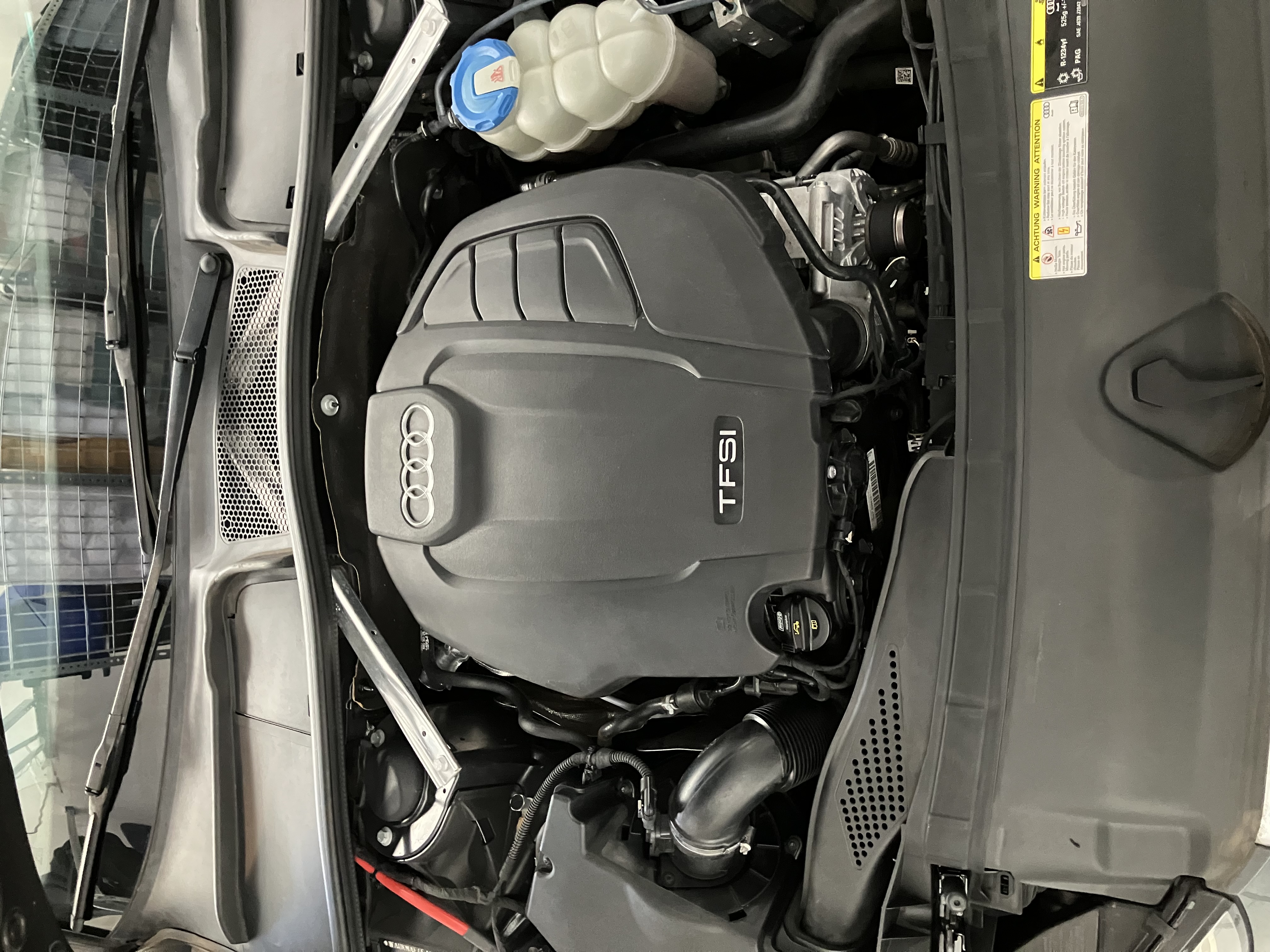 Used 2018 Audi A4 2.0T Ultra Premium w/ Convenience Package FWD image 5