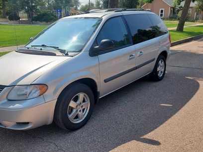 Used 2005 Dodge Caravan SXT w/ Popular Equipment Group