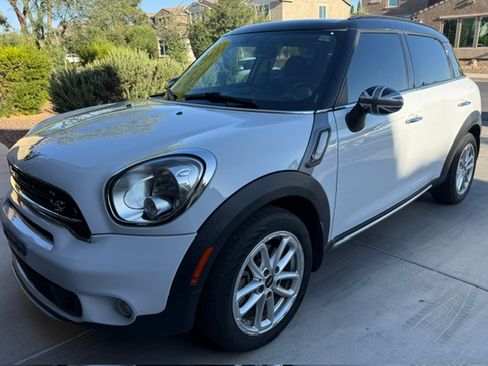 Used 2015 MINI Cooper Countryman S FWD image 2