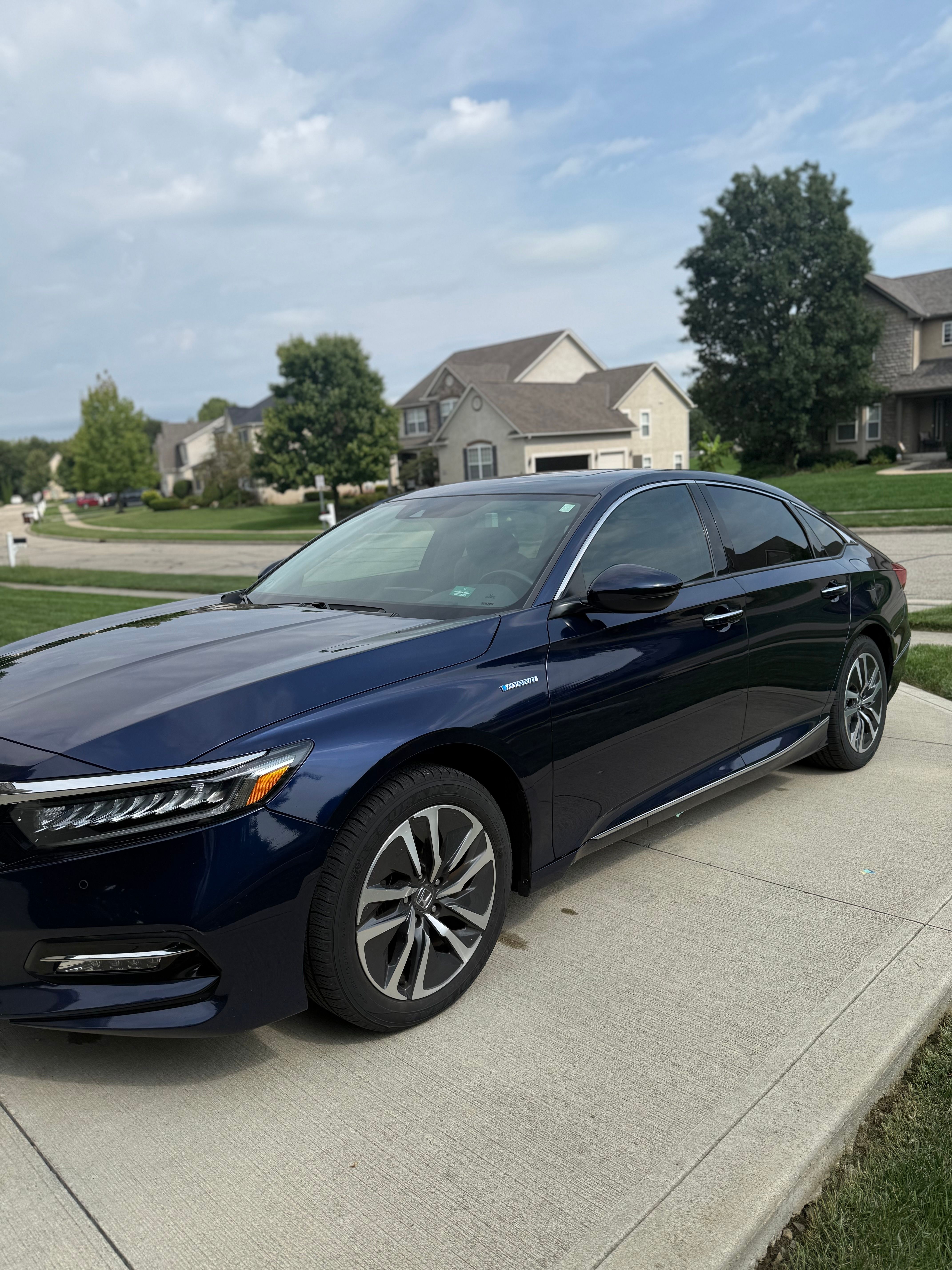 Used 2020 Honda Accord Touring image 5