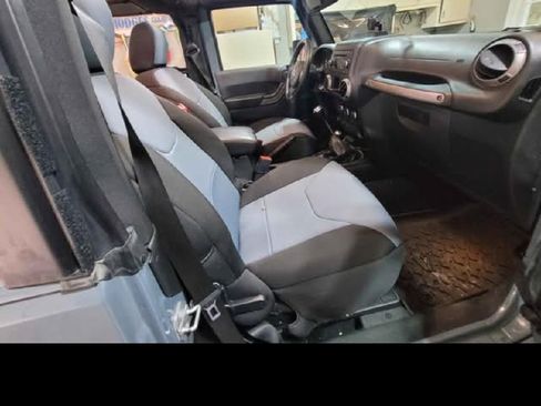 Used 2015 Jeep Wrangler Sport w/ Quick Order Package 23S image 8