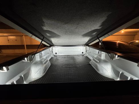 Used 2001 Ford F250 Long Bed image 17