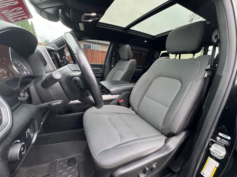 Used 2021 RAM 1500 Big Horn image 10