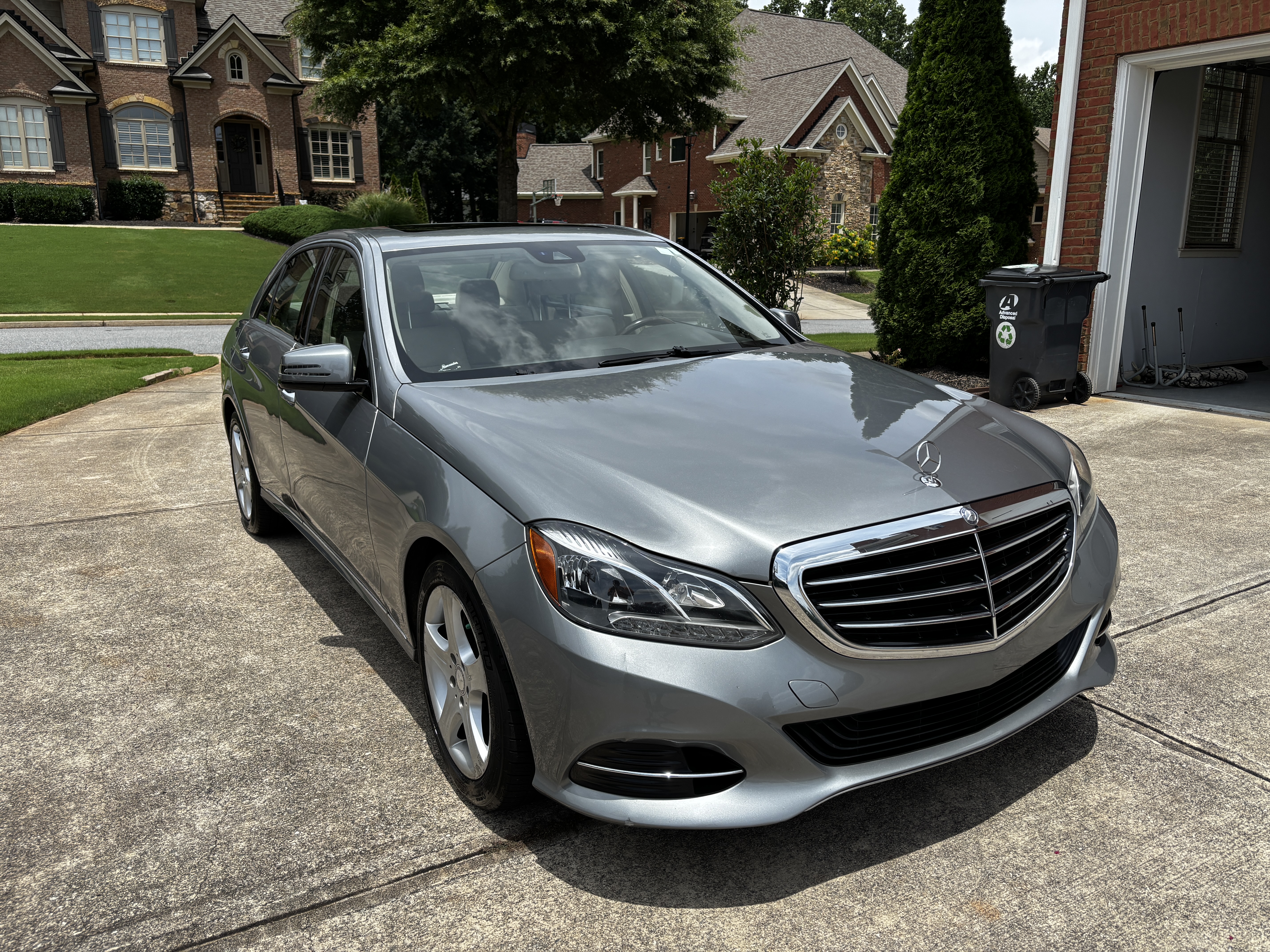 Used 2014 Mercedes-Benz E 350 Sedan image 1