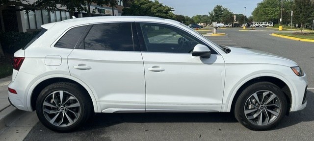 Used 2021 Audi Q5 2.0T Premium w/ Convenience Package AWD/4WD image 6