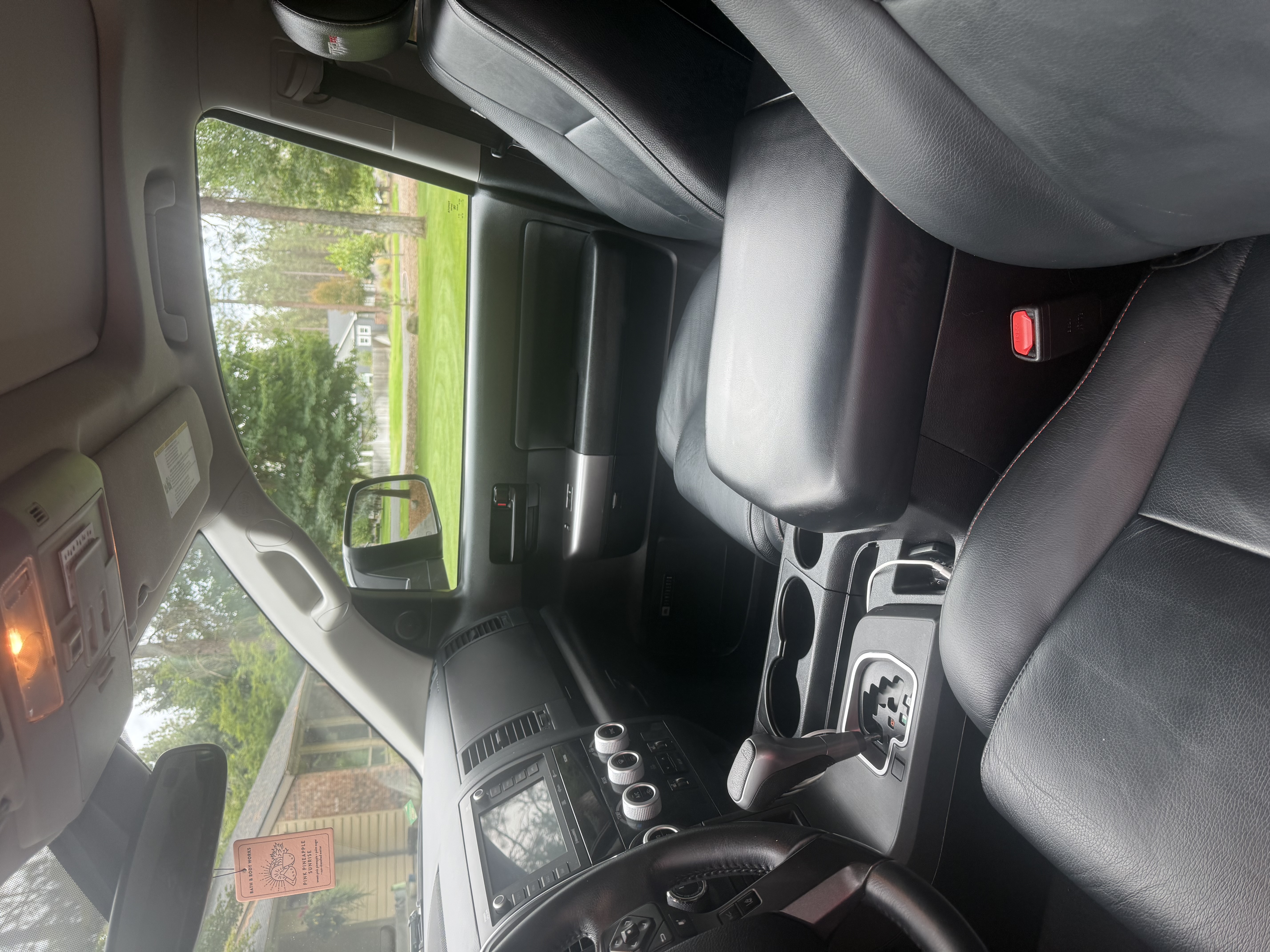 Used 2021 Toyota Sequoia TRD Pro AWD/4WD image 10