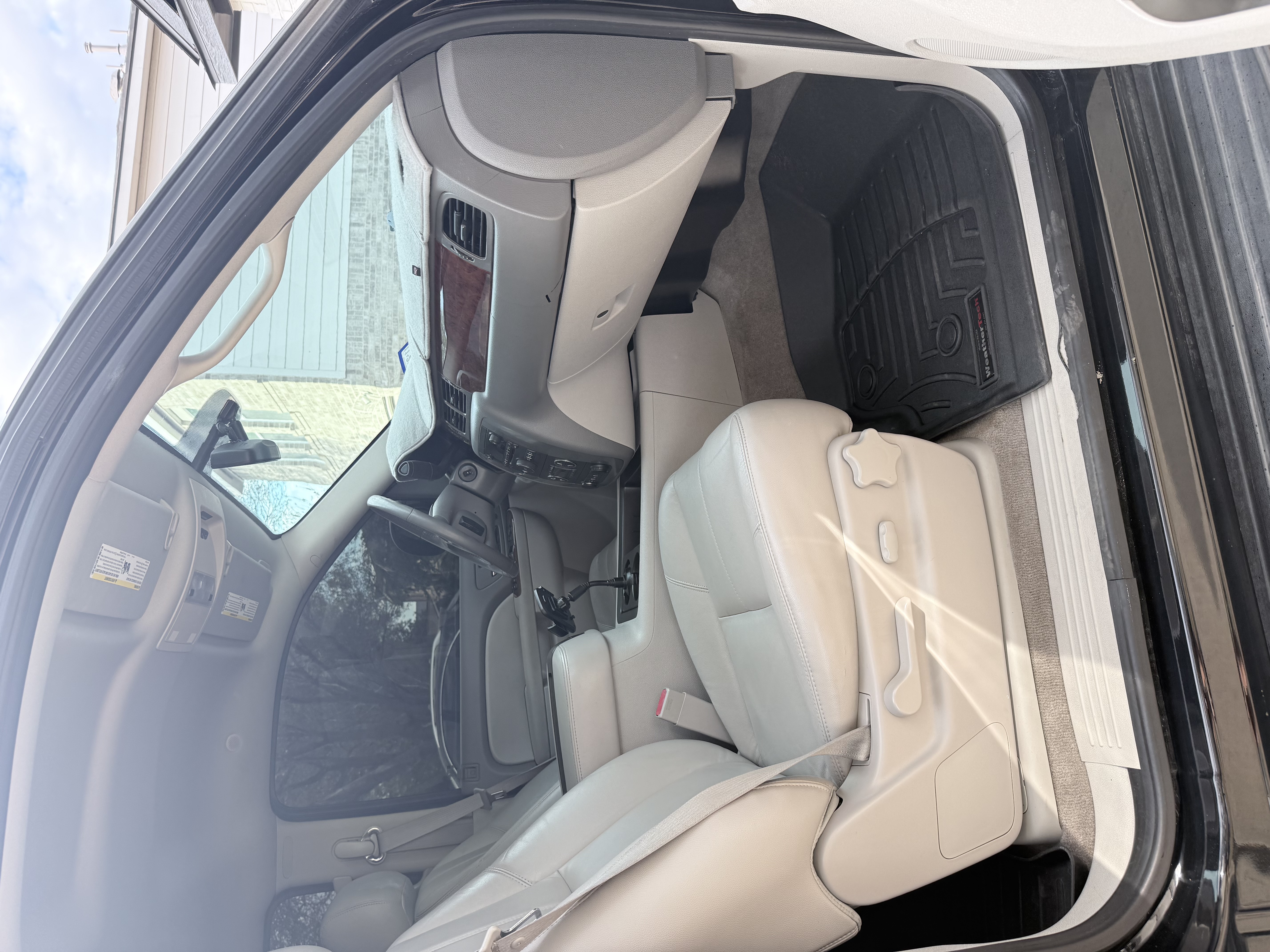 Used 2012 GMC Yukon SLT RWD image 5