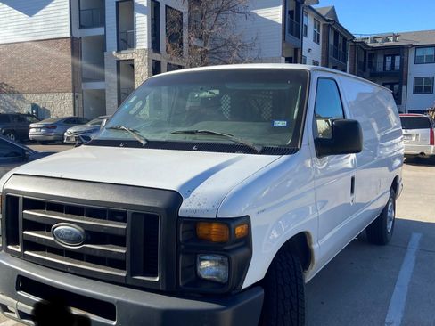 Used 2011 Ford E-150 and Econoline 150 Van 3D w/ Commercial Cargo Van Pkg image 5