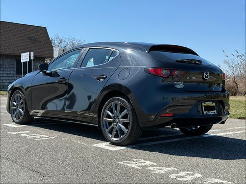 Used 2020 MAZDA MAZDA3 AWD Hatchback image 10