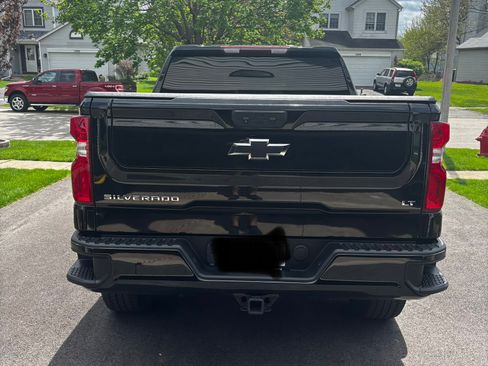 Used 2023 Chevrolet Silverado 1500 LT Trail Boss w/ Protection Package AWD/4WD image 6