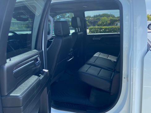 Used 2024 Chevrolet Silverado 2500 LTZ w/ LTZ Plus Package image 17