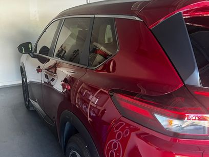 Used 2025 Nissan Rogue SV w/ SV Premium Package