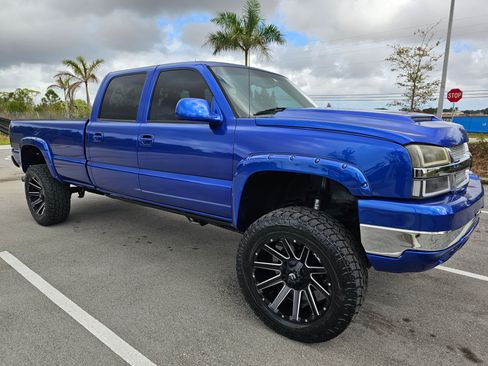 Used 2007 Chevrolet Silverado 2500 LT w/ Heavy-Duty Power Package image 8