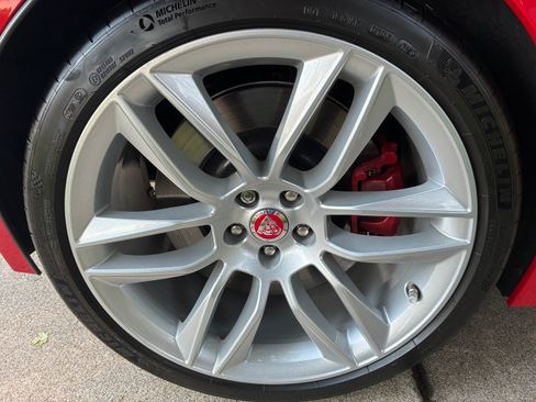 Used 2015 Jaguar F-TYPE S RWD image 20