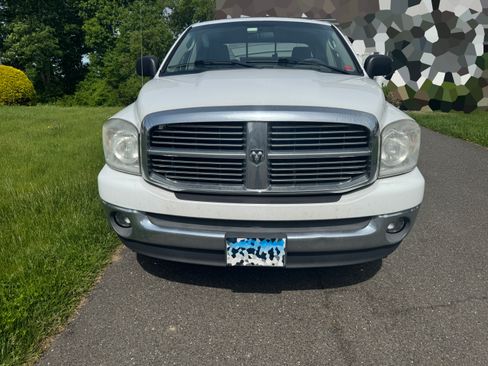 Used 2007 Dodge Ram 1500 Truck SLT RWD image 2